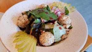 AVIDO, mic bistrou cu bucatarie urbana in Piata Floreasca din Bucuresti