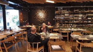 GastroLab, bucatarie ungureasca moderna in complexul Aviatorilor 8