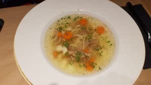 GastroLab, bucatarie ungureasca moderna in complexul Aviatorilor 8