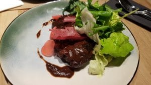 GastroLab, bucatarie ungureasca moderna in complexul Aviatorilor 8