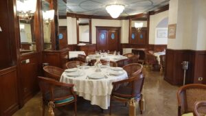 Saloanele Palatului Suter din Bucuresti