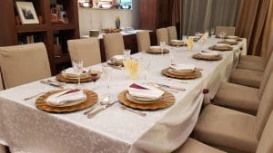 O cina iordaniana memorabila cu prietenii la Saker Malkawi