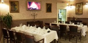 Marul de Aur, restaurant cu bucatarie romaneasca traditionala in Piata Victoriei