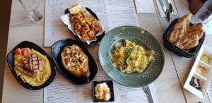 YASOU, restaurant grecesc in Agora Foodcourt Piata Floreasca