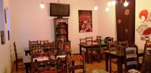 e... Varza Pub, local de rock si carnati in Marcel Iancu