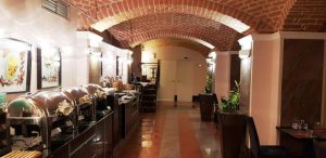 Balkan Bistro, restaurantul cu specific balcanic al hotelului Continental