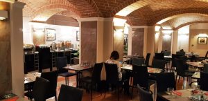 Balkan Bistro, restaurantul cu specific balcanic al hotelului Continental