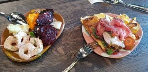 Camioneta, Gattini, MEATic si Japanos la Carnivale Food Market