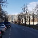 Calea 13 Septembrie cu Marriott si restaurantele sale, Allucinante si Catedrala