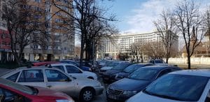 Calea 13 Septembrie cu Marriott si restaurantele sale, Allucinante si Catedrala