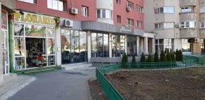 Calea 13 Septembrie cu Marriott si restaurantele sale, Allucinante si Catedrala