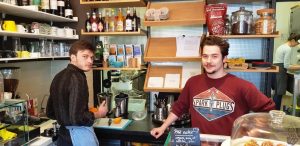 Crocant, mic bistrou si patiserie la Piata Romana din Bucuresti