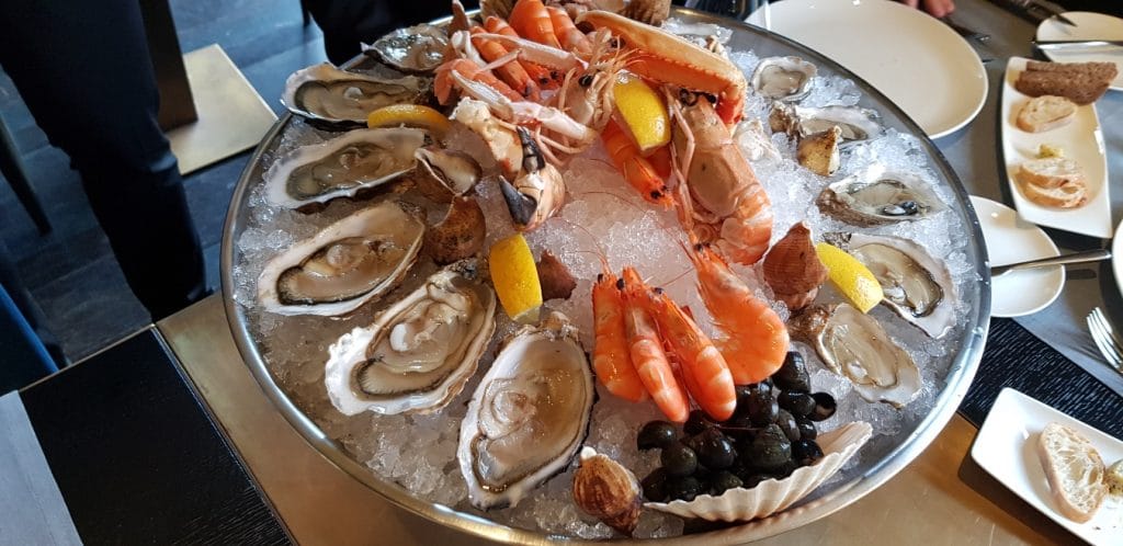 Fructe de mare proaspete la restaurantul Le Vivier