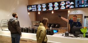 Bistrou fast-food basarabean pe bulevardul Nicolae Balcescu