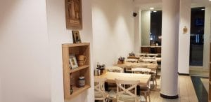 Bistrou fast-food basarabean pe bulevardul Nicolae Balcescu