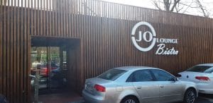 JO Lounge Bistro pe malul Dambovitei pe Splaiul Unirii la Biblioteca Nationala