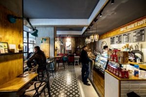 5 to go din strada Doamnei