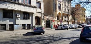 Mantuleasa, Carol I, Calea Mosilor, Strada Latina