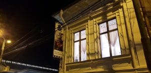 Politica & Delicateturi, restaurantul romanesc al lui Mircea Dinescu la Piata Traian