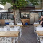 Politică și Delicatețuri, un restaurant al lui Mircea Dinescu