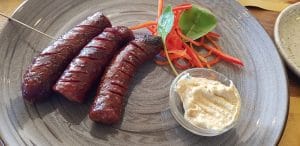 The Clique, restaurant pe malul Dambovitei la Piata Unirii pe Splai