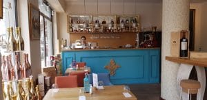 Wine Ambassador, winebar langa Biserica Alba din Bucuresti