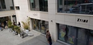 Restaurant, cafenea si bar iln Landmark