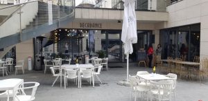 Decadance, restaurant in complexul de business The Landmark