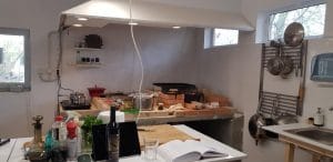 Florin si Victoria si atelierul lor de ceramica de la Gurbanesti