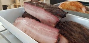 Florin si Victoria si atelierul lor de ceramica de la Gurbanesti