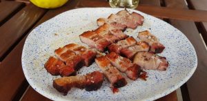 Florin si Victoria si atelierul lor de ceramica de la Gurbanesti