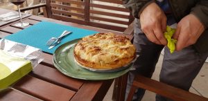 Florin si Victoria si atelierul lor de ceramica de la Gurbanesti