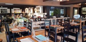 La Papile restaurant multicuisine la Piata Libertatii 06