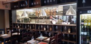 La Papile restaurant multicuisine la Piata Libertatii 09