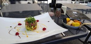 La Papile restaurant multicuisine la Piata Libertatii 22