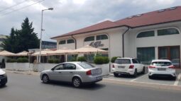 Le Blanc, restaurant si salon de evenimente