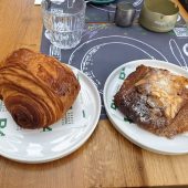 B4 Market terasa cu bistrou all day breakfast in Parcul Floreasca