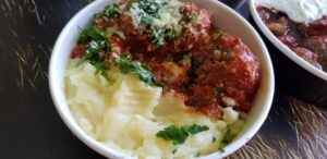 Balls bistrou de chiftele 11