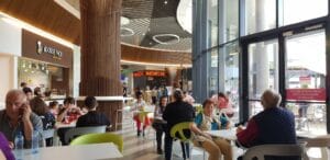 Food court la Veranda Mall in Bucuresti 01