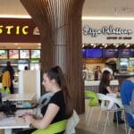 Food court la Veranda Mall in Bucuresti 03