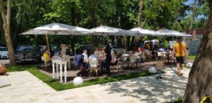 Lazoo Restaurant Lounge in Padurea Baneasca langa Zoo 13