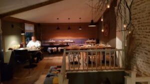 Saloanele lui Alex Petricean