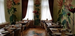 PengYou Lounge, restaurant chinezesc la Hala Traian