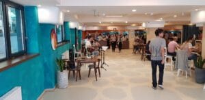 Qs Inn restaurant fast food cu autoservire in Pipera 02