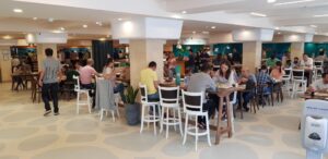 Qs Inn restaurant fast food cu autoservire in Pipera 03