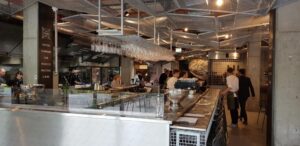 Raionul Floreasca restaurant cu peste si fructe de mare in Agora 08