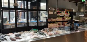 Raionul Floreasca restaurant cu peste si fructe de mare in Agora 10