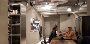 Raionul Floreasca restaurant cu peste si fructe de mare in Agora 20