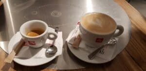 Raionul Floreasca restaurant cu peste si fructe de mare in Agora 33