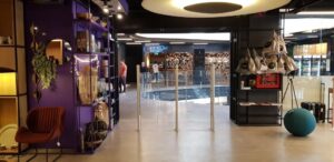 Verso Carturesti in Agora Floreasca